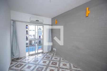 Sala de apartamento à venda com 2 quartos, 50m² em Piedade, Rio de Janeiro