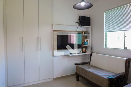 Sala de apartamento à venda com 3 quartos, 80m² em Estrela Dalva, Belo Horizonte