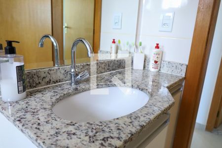 Apartamento à venda com 80m², 3 quartos e 2 vagasBanheiro