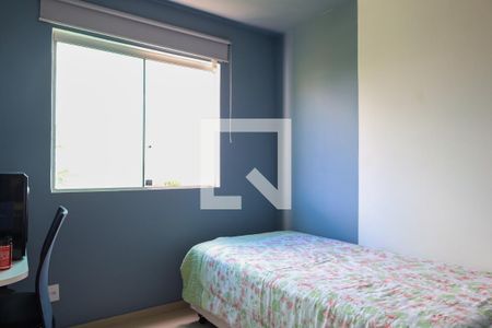 Quarto de apartamento à venda com 3 quartos, 80m² em Estrela Dalva, Belo Horizonte