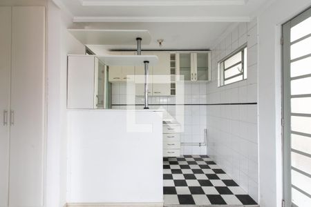 Apartamento à venda com 42m², 2 quartos e 1 vaga Apartamento à venda com 42m², 2 quartos e 1 vagaCozinha - Armários