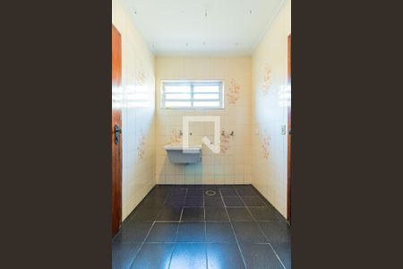 Casa à venda com 250m², 3 quartos e 4 vagas Casa à venda com 250m², 3 quartos e 4 vagasLavanderia