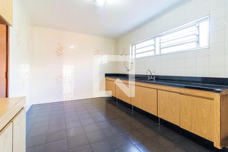 Casa à venda com 250m², 3 quartos e 4 vagas Casa à venda com 250m², 3 quartos e 4 vagasCozinha