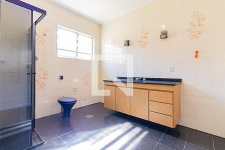 Casa à venda com 250m², 3 quartos e 4 vagas Casa à venda com 250m², 3 quartos e 4 vagasBanheiro da Suíte