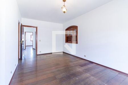 Casa à venda com 250m², 3 quartos e 4 vagas Casa à venda com 250m², 3 quartos e 4 vagasQuarto 3 - Suíte