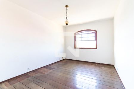 Casa à venda com 250m², 3 quartos e 4 vagas Casa à venda com 250m², 3 quartos e 4 vagasQuarto 1