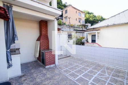 Casa à venda com 200m², 4 quartos e sem vagaTerraço