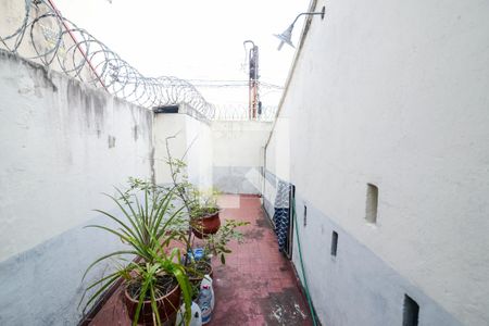 Casa à venda com 200m², 4 quartos e sem vagaÁrea externa