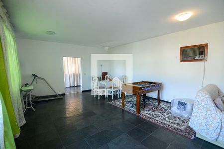 Casa à venda com 200m², 4 quartos e sem vagaTerraço