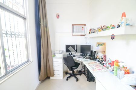 Quarto 1 de casa à venda com 4 quartos, 200m² em Vila Isabel, Rio de Janeiro