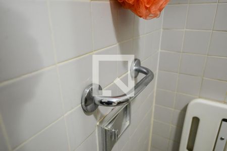 Casa à venda com 200m², 4 quartos e sem vagaBanheiro