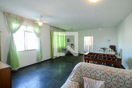 Casa à venda com 200m², 4 quartos e sem vagaTerraço