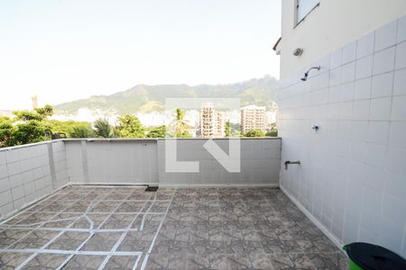 Casa à venda com 200m², 4 quartos e sem vagaTerraço