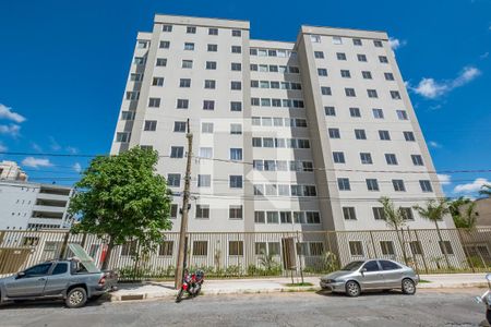 Apartamento à venda com 44m², 2 quartos e sem vaga Apartamento à venda com 44m², 2 quartos e sem vagaFachada