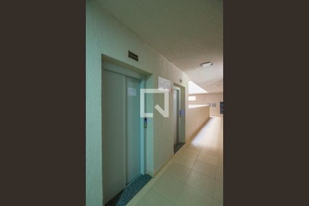 Apartamento à venda com 44m², 2 quartos e sem vaga Apartamento à venda com 44m², 2 quartos e sem vagaCorredor