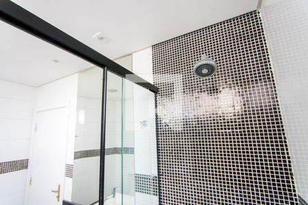 Apartamento à venda com 178m², 3 quartos e 3 vagasBanheiro do quarto 1