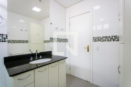 Apartamento à venda com 178m², 3 quartos e 3 vagasBanheiro social
