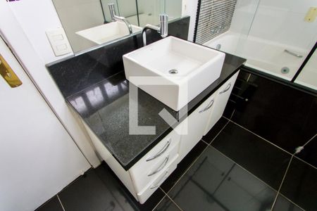 Apartamento à venda com 178m², 3 quartos e 3 vagasBanheiro do quarto 1