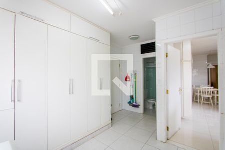 Apartamento à venda com 178m², 3 quartos e 3 vagasÁrea de serviço