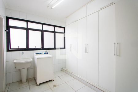 Apartamento à venda com 178m², 3 quartos e 3 vagasÁrea de serviço