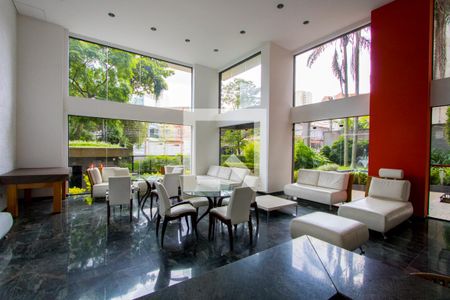 Apartamento à venda com 178m², 3 quartos e 3 vagasÁrea comum - Salão de festas