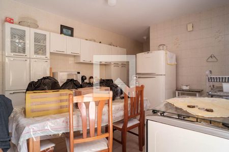 Casa à venda com 3 quartos, 160m² em Vila Sampaio, São Paulo