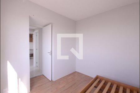 Quarto 2 de apartamento para alugar com 2 quartos, 38m² em Parque Fongaro, São Paulo
