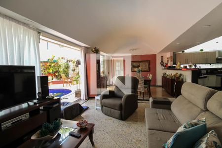 Sala de casa para alugar com 3 quartos, 221m² em Mooca, São Paulo