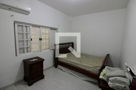 Quarto 2 de casa de condomínio para alugar com 3 quartos, 690m² em Vargem Grande, Rio de Janeiro