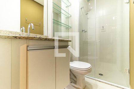 Banheiro de kitnet/studio para alugar com 1 quarto, 57m² em Santa Cecilia, São Paulo