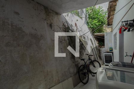 Quintal de casa à venda com 3 quartos, 86m² em São Cristóvão, Belo Horizonte