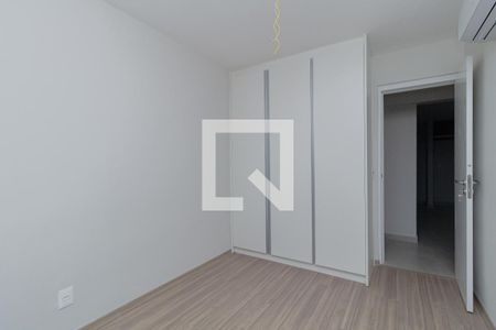 Apartamento à venda com 63m², 2 quartos e 2 vagas Apartamento à venda com 63m², 2 quartos e 2 vagasQuarto