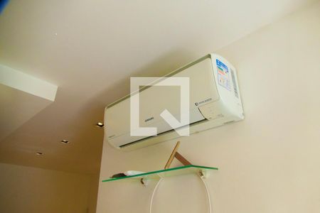 Casa de condomínio à venda com 80m², 2 quartos e 1 vagaSuíte