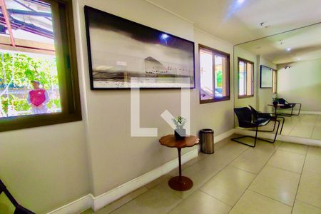 Casa de condomínio à venda com 80m², 2 quartos e 1 vagaPortaria