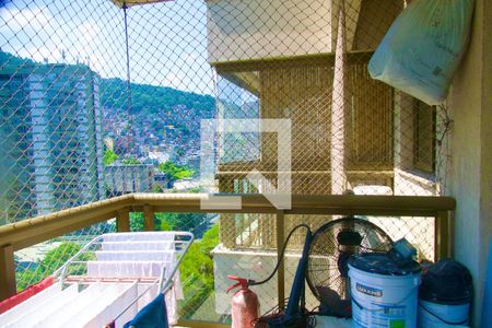 Casa de condomínio à venda com 80m², 2 quartos e 1 vagaSuíte varanda