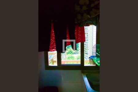 Casa de condomínio à venda com 80m², 2 quartos e 1 vagaÁrea serviço