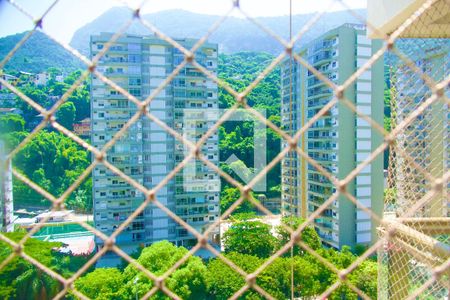 Casa de condomínio à venda com 80m², 2 quartos e 1 vagaSuíte