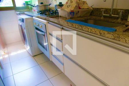 Casa de condomínio à venda com 80m², 2 quartos e 1 vagaCozinha americana