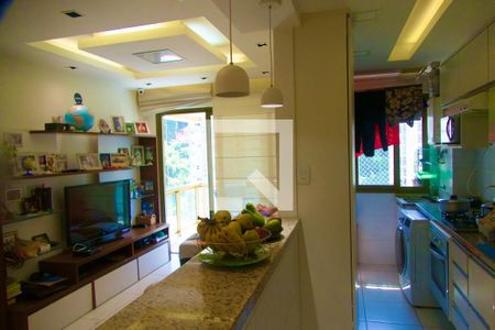 Casa de condomínio à venda com 80m², 2 quartos e 1 vagaCozinha americana