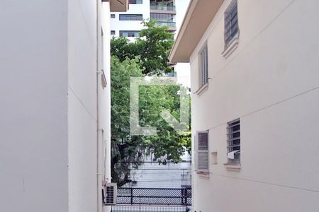 Vista da Sala de apartamento para alugar com 3 quartos, 85m² em Boqueirão, Santos