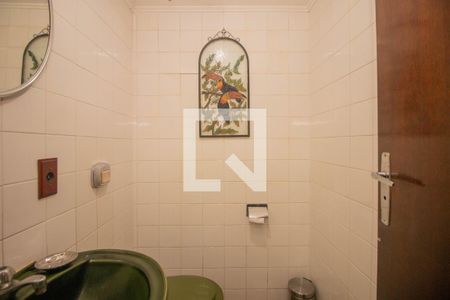 Casa à venda com 218m², 3 quartos e 3 vagasLavabo