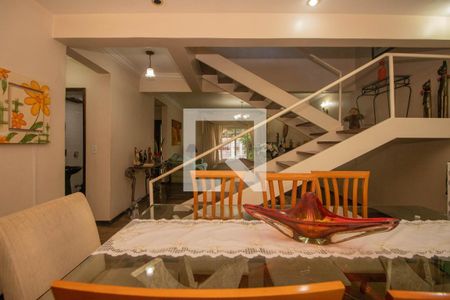 Sala de jantar de casa à venda com 3 quartos, 218m² em Jardim Itu, Porto Alegre
