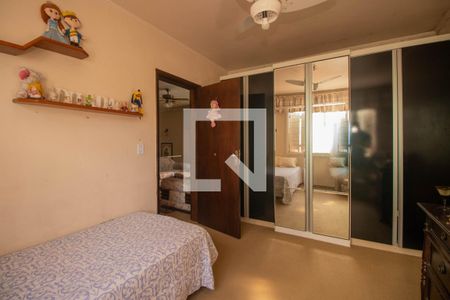 Casa à venda com 218m², 3 quartos e 3 vagasQuarto 2