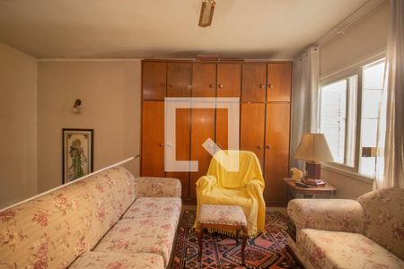 Sala Íntima de casa à venda com 3 quartos, 218m² em Jardim Itu, Porto Alegre