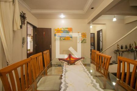 Sala de jantar de casa à venda com 3 quartos, 218m² em Jardim Itu, Porto Alegre