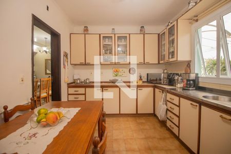 Casa à venda com 218m², 3 quartos e 3 vagasCozinha