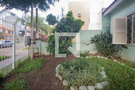 Casa à venda com 218m², 3 quartos e 3 vagasPátio