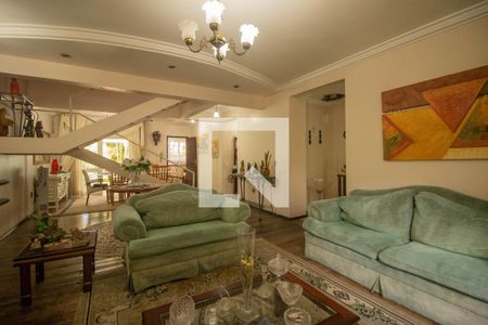 Sala de Estar de casa à venda com 3 quartos, 218m² em Jardim Itu, Porto Alegre