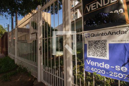 Casa à venda com 218m², 3 quartos e 3 vagasFachada