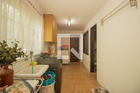 Casa à venda com 218m², 3 quartos e 3 vagasÁrea de Serviço